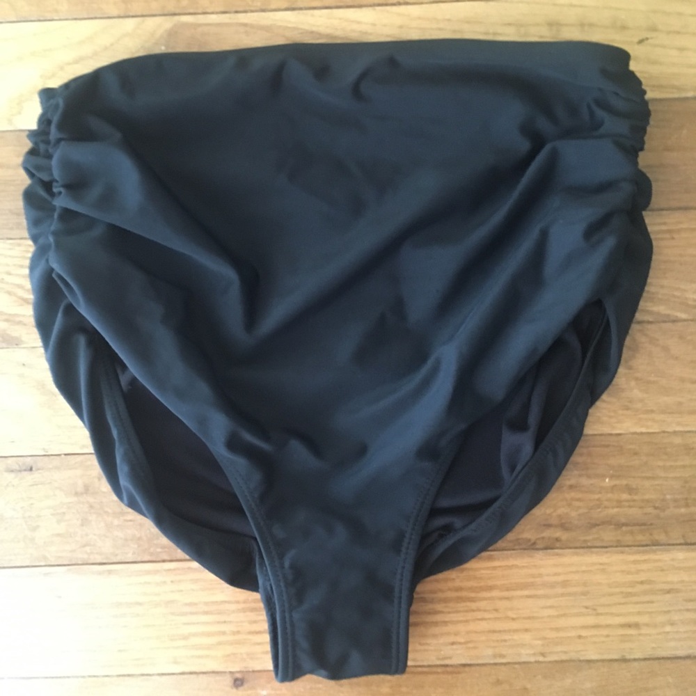 Albion Fit ruched side bottoms SM